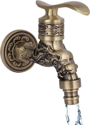 Immagine prodotto di Rubinetto da parete classico per vasca da bagno e doccia.