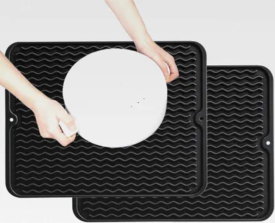 Produktbild von Abtropfmatte Silikon, 2 Stück Abtropfmatte Spüle, 40x30 cm Geschirr Abtropfmatte Rutschfeste Hitzebeständige Silikonmatte für Küche zum Trocknen
