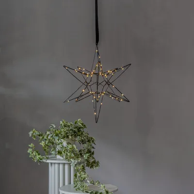 Productafbeelding van Hangende 3D metalen ster, 'Lizzy', 60 warmwitte LED's, meerpuntig, zwart, diameter 47 cm