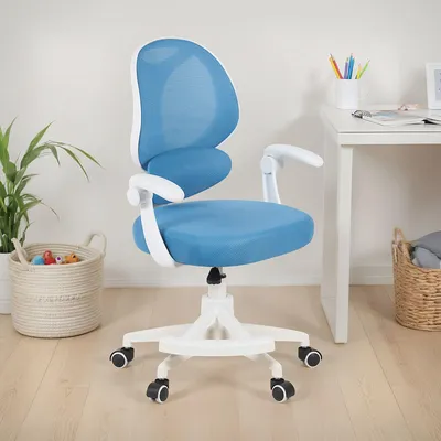 Produktbild von Schreibtischstuhl ISLA mit Fußstütze, Blau – ergonomischer Schreibtischstuhl für Kinder und Jugendliche, höhenverstellbar, drehbar mit Lendenstütze, atmungsaktiver Netzrücken, Armlehnen