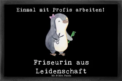 Produktbild von Mr. & Mrs. Panda fußmatte Friseurin Leidenschaft 40 x 60 cm - Schwarz - Geschenk, Spruch, Sauberlaufmatte, Frisörin, Friseursalon, Fußabstreifer, Lustig, Beruf, Türmatte