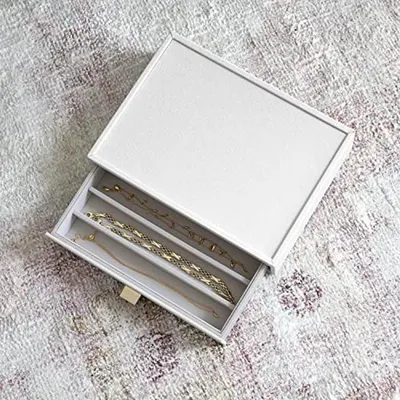 Kettenlade für Schmuck - 4 Fächer