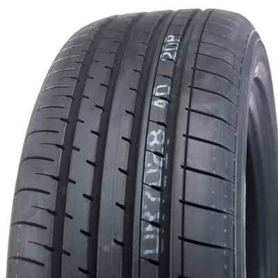 Immagine prodotto di Yokohama BLUEARTH XT AE61 215/65 R17 99 V
