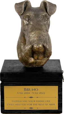 Productafbeelding van Foxterrier ruwhaar, Foxterrier - een urn met gravure en een sculptuur van een hond, voor een laatste afscheid, een handgemaakt product van het merk Art-Dog