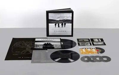 Produktbild von Clannad - In A Lifetime (Reissue) (Box Set) (3 LP + 7" + 5 CD)