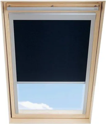 Productafbeelding van Zwarte Rolgordijn voor Velux Dakramen - Lichtdicht en Eenvoudig te Installeren