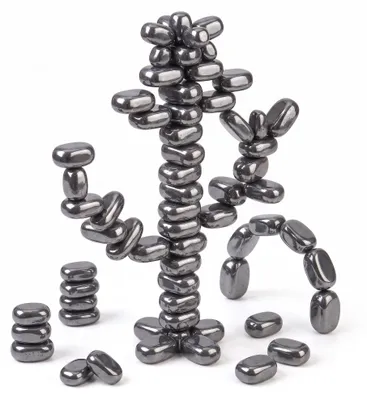 Produktbild von Magnetspiel Magnetsteine 60 Stück – magnetisches Schachspiel Strategiespiel für Kinder und Erwachsene ab 8 Jahren, Magnetschach Reisespiel, KI-generiertes Bild