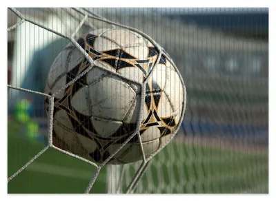 Produktbild von Wallario Duschmatte Antirutschmatte Badmatte Fußmatte Fußball - Ball im Tor - Bolzplatz, Größe ca. 70 x 50 cm