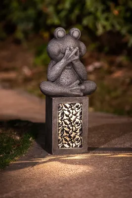 Obrázok produktu pre Záhradná soška žaby so solárnym osvetlením, záhradná dekorácia, socha 54,5 x 26,5 cm, solárna lampa, záhradná dekorácia, soška zvieratka