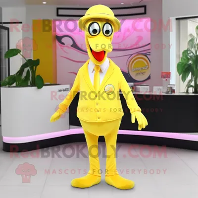 Produktbild von Zitronengelber REDBROKOLY Flamingo Maskottchen Kostüm charakter gekleidet mit einem Anzug und Mützen