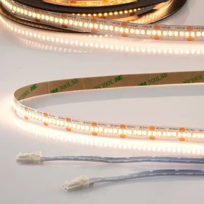 Produktbild von ISOLED LED CRI930 MiniAMP Flexband Streifen, 24V, 12W, IP20, 3000K, 500cm, beids. 30cm Kabel + maleAMP, 300 LED/m