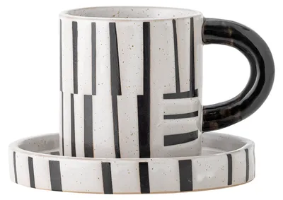 Produktbild von Frankie Tasse mit Untertasse, Schwarz, Steingut
