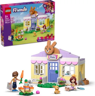 Produktbild von LEGO Friends Heartlake City Hasenhotel - Haus-Spielset mit 2 Mini Puppen, 2 Tierfiguren & Tierpflege Zubehör - Geburtstagsgeschenk für Mädchen ab 5 Jahren - 42679