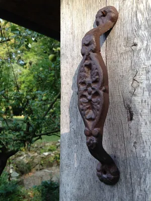 Produktbild von Türgriff Bromelie aus Gusseisen, Griff für Gartentor oder Stalltür