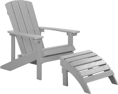 Produktbild von BELIANI Gartenstuhl mit Fußhocker Hellgrau Kunstholz Muskoka Stuhl mit breiten Armlehnen Gartenmöbel Gartenausstattung Lounge Terrasse