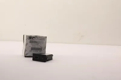 Obrázek produktu pro Originální zásuvka USB/AUX pro vozidla FIAT, číslo dílu: 68612129AA