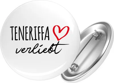 Produktbild von Huuraa Button Teneriffa verliebt 59mm rund mit Sicherheitsnadel Ansteckbutton Geschenkidee