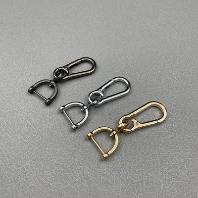 Immagine prodotto di Portachiavi a clip in metallo per campeggio, escursionismo e viaggi, piccola clip di fissaggio e piccolo gancio