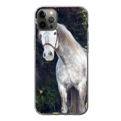 Produktbild von MuchoWow® Handyhülle Schutzhülle Hülle für iPhone 12 Pro Max Pferd - Halfter - Natur Silikon Softcase Handy Hülle - Hartschale