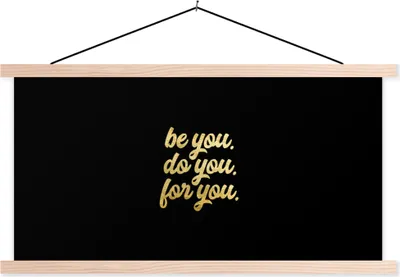 Produktbild von MuchoWow® Textilposter Zitat - Selbstvertrauen - Gold - Schwarz 60x30 cm mit holzfarbenen Rahmen - Dekoration