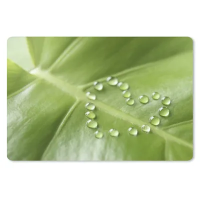 Produktbild von MuchoWow® Mauspad Mousepad Foto eines botanischen Blattes mit Wassertropfen in Form eines Herzens 27x18 cm - Mousepads - Maus Mat - Pad - Mausunterlage - Büroartikel - Desk Matten