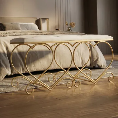 Produktbild von FURNLUX Ottomane Herz Gold 105cm / Hauptfarbe: Gold / Abmessungen: 105 x 52 x 38 cm
