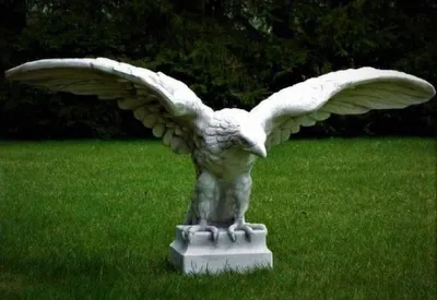 Produktbild von Casa Padrino Gartendeko Skulptur Adler Grau 180 x 70 x H. 92 cm - Große Garten Deko Stein Figur - Garten Stein Skulpturen - Garten Deko Accessoires