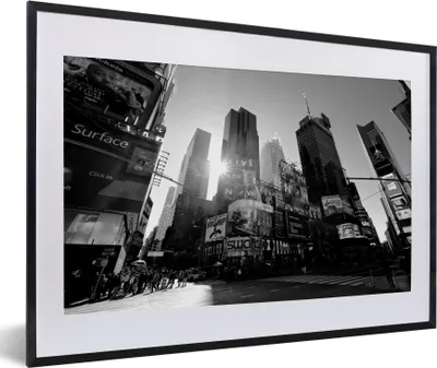 Produktbild von MuchoWow® MuchoWow® Gerahmtes Poster New York - Architektur - Schwarz - Weiß 60x40 cm - Poster mit zchwarzem Bilderrahmen - Schlafzimmer - Plakat in Rahmen - Drucken