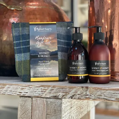 Produktbild von The Highland Soap Company Handpflege-Geschenkset Whisky & Honey