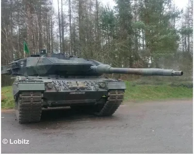 Produktbild von REVELL GmbH & Co.KG Leopard 2 A6M 0 0 STK