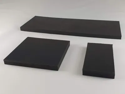 Produktbild von Gummimatte 250x250mm / 8mm Stärke als Antivibrationsmatte für Waschmaschinen und Hochleistungsmixer