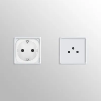 Produktbild von kwmobile 2x Reiseadapter Schweiz Typ-J - Reise Adapter Reisestecker Schuko EU zu Typ J Steckdose in z. B. Schweiz - Stromadapter Urlaub Weiß