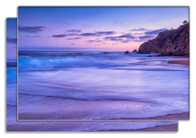 Produktbild von Wallario Frühstücksbrettchen 2er Set aus Glas, je 20 x 30 cm, mit rutschfesten Füßen, Motiv Kalifornischer Strand am Abend mit Felsenküste