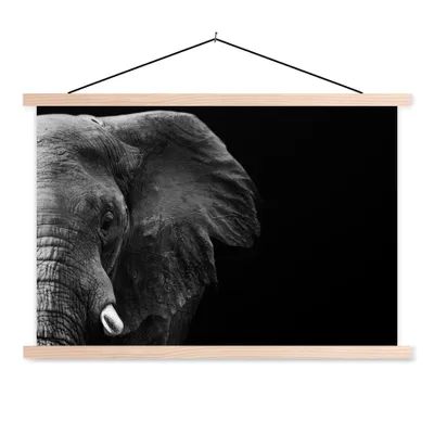 Produktbild von MuchoWow® Textilposter Tiere - Elefant - Wild - Schwarz - Weiß 60x40 cm mit holzfarbenen Rahmen - Bilder