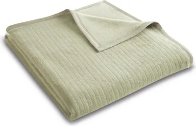 Produktbild von Biederlack Plaid mit Samtband-Einfassung Feel Farbe Salvia Größe 150 x 200