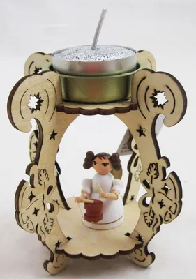 Produktbild von Laserholz-Teelichthalter mit Engelsfigur mit Trommel ca. 12 x 8 x 8 cm