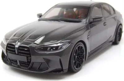 Produktbild von Minichamps 110020221 BMW M3 2024 grau metallic 1:18