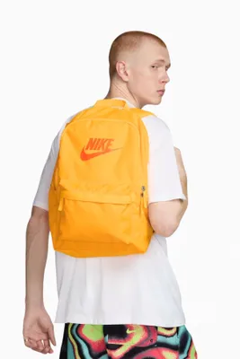 Produktbild von Nike Heritage 25L DC4244-845 Uni
