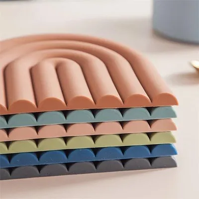 Image de Sous-verres en silicone résistants à la chaleur pour casseroles et poêles - Protection de la cuisine et de la table