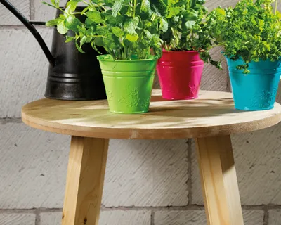 Produktbild von Blumentopf / Übertopf Eimer Metall 11,5x10,5cm bunt 1 Stück sortiert