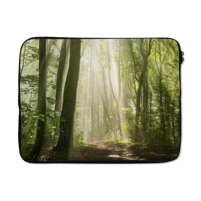 Produktbild von MuchoWow® Laptop Hülle 15 Zoll Wald - Licht - Natur - Landschaft Laptoptasche - Laptoptasche - Sleeve - Rundum-Schutz