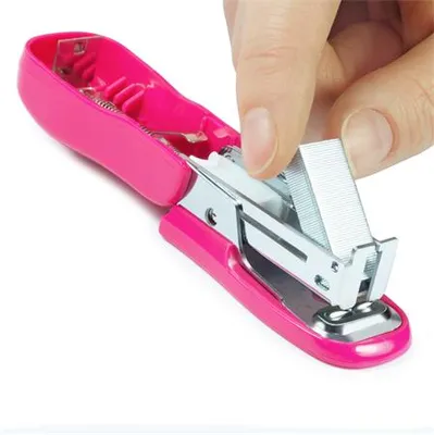 Obrázok produktu pre Rapesco Mini zošívačka "Bug Mini", ružová, 24/6, 26/6, 12 listov, plast