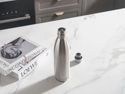 Produktbild von Edelstahltrinkflasche 750ml -Nestics- Doppelwandige Vakuumisolierte Trinkflasche