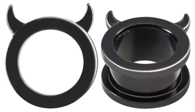Produktbild von Körperpiercings für die Ohren: Ohrstecker, Tunnel, Piercingschmuck im "Evil Style"