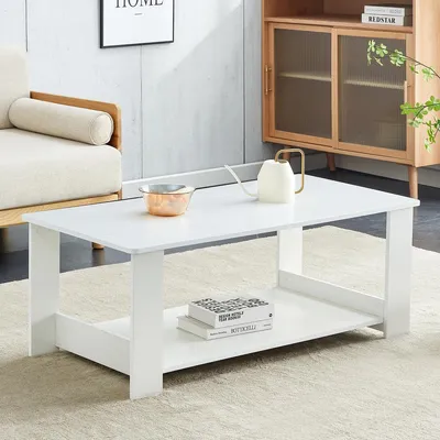 Zdjęcie produktu dla Stolik kawowy biały imitujący drewno 110 x 55 cm, 2 poziomy schowka. Nowoczesny stolik do salonu dla małych pomieszczeń, MDF stabilny i łatwy w pielęgnacji.