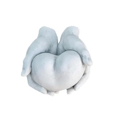 Immagine prodotto di Scultura con cuore in mano per la decorazione del giardino, in pietra fusa Nuova resistente al gelo e agli agenti atmosferici per il design del giardino, scultura da giardino PO-170