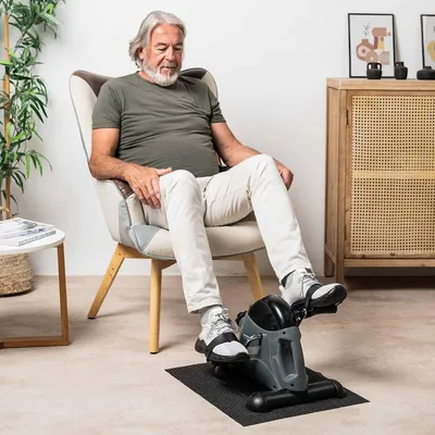 Produktbild von Pedaltrainer mit LCD-Zähler und rutschfester Matte