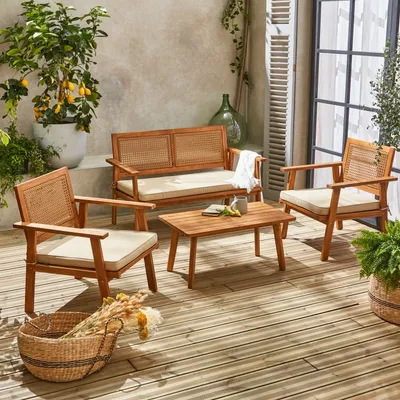 Produktbild von sweeek - Garten-Essgruppe aus Holz und Rohrgeflecht, 4 Sessel