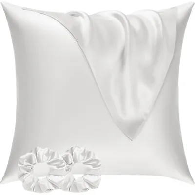 Productafbeelding van Kussensloop satijn, 65x65 cm, set van 2, en 2 elastische haarbandjes, ivoorwit