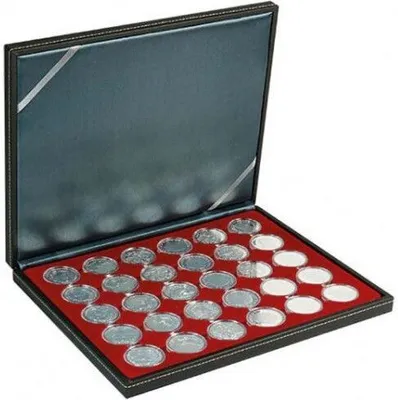 Produktbild von Lindner 2364-2626E Münzkassette NERA M mit dunkelroter Münzeinlage mit 30 runden Vertiefungen für Münzkapseln mit Außen-Ø 39 mm, z.B. für deutsche 20 Euro-/10 Euro-Silbermünzen in Münzkapseln